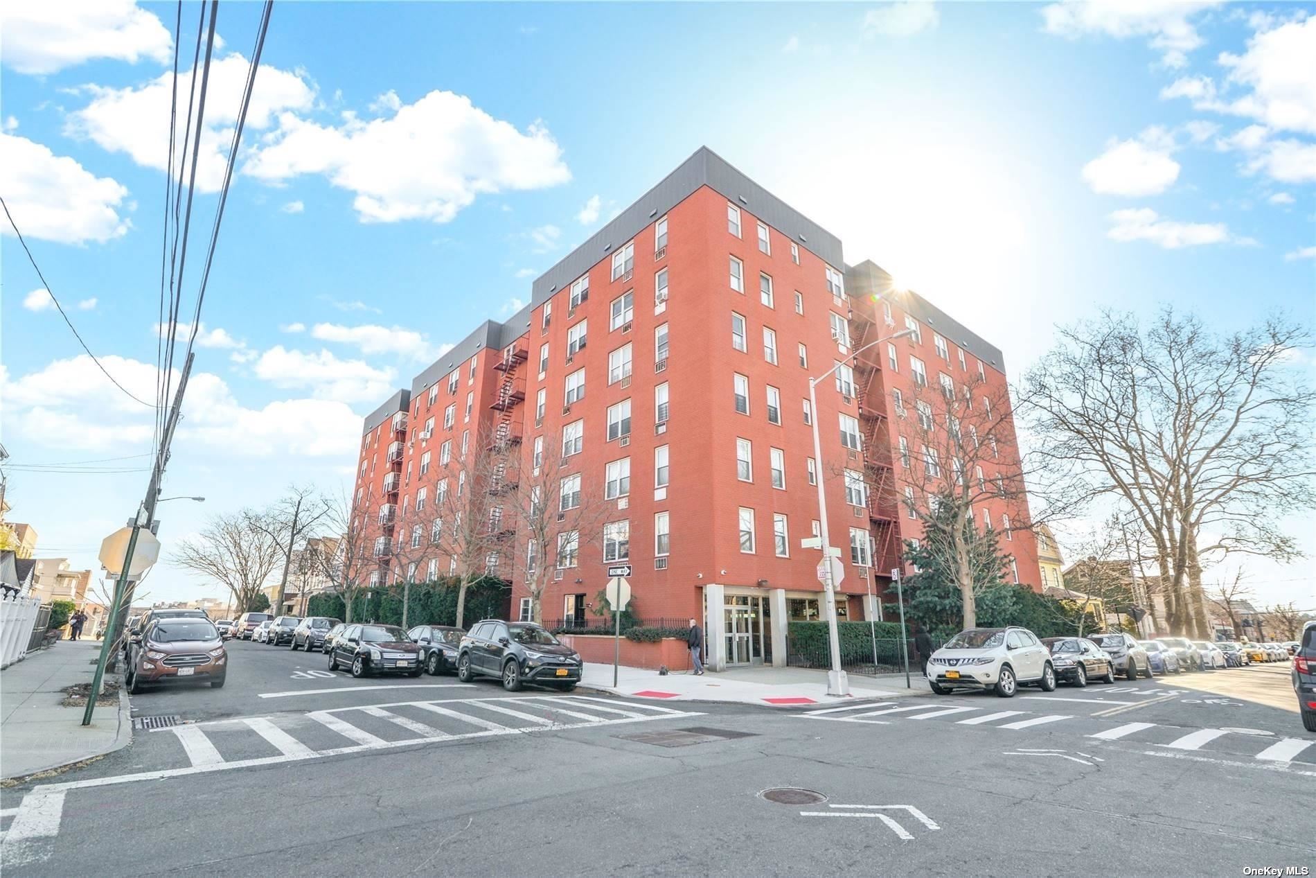 #1 photo, 74-02 43 Avenue, クイーンズ区 Elmhurst , NY 11373