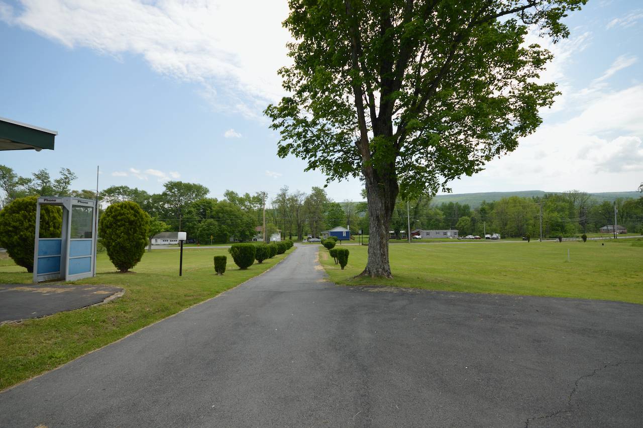 #9 photo, 6812 Rt. 209, Kerhonkson , NY 12446