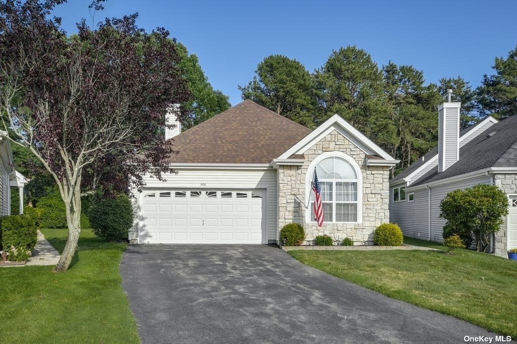 #1 photo, 506 Leisure Drive, سوفولك Ridge , NY 11961