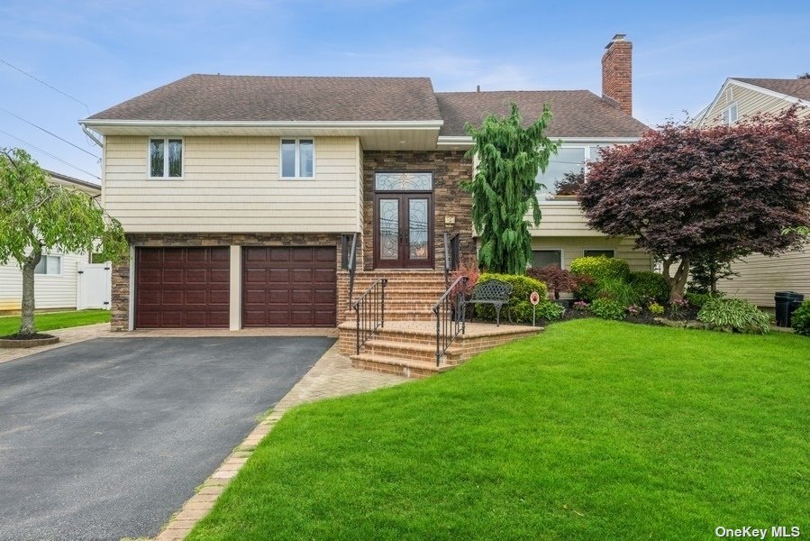 #1 photo, 2938 Frankel Boulevard, Merrick , NY 11566