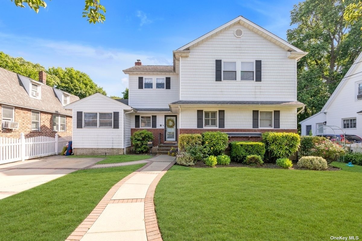 #1 photo, 340 Pine Street, South Hempstead , NY 11550