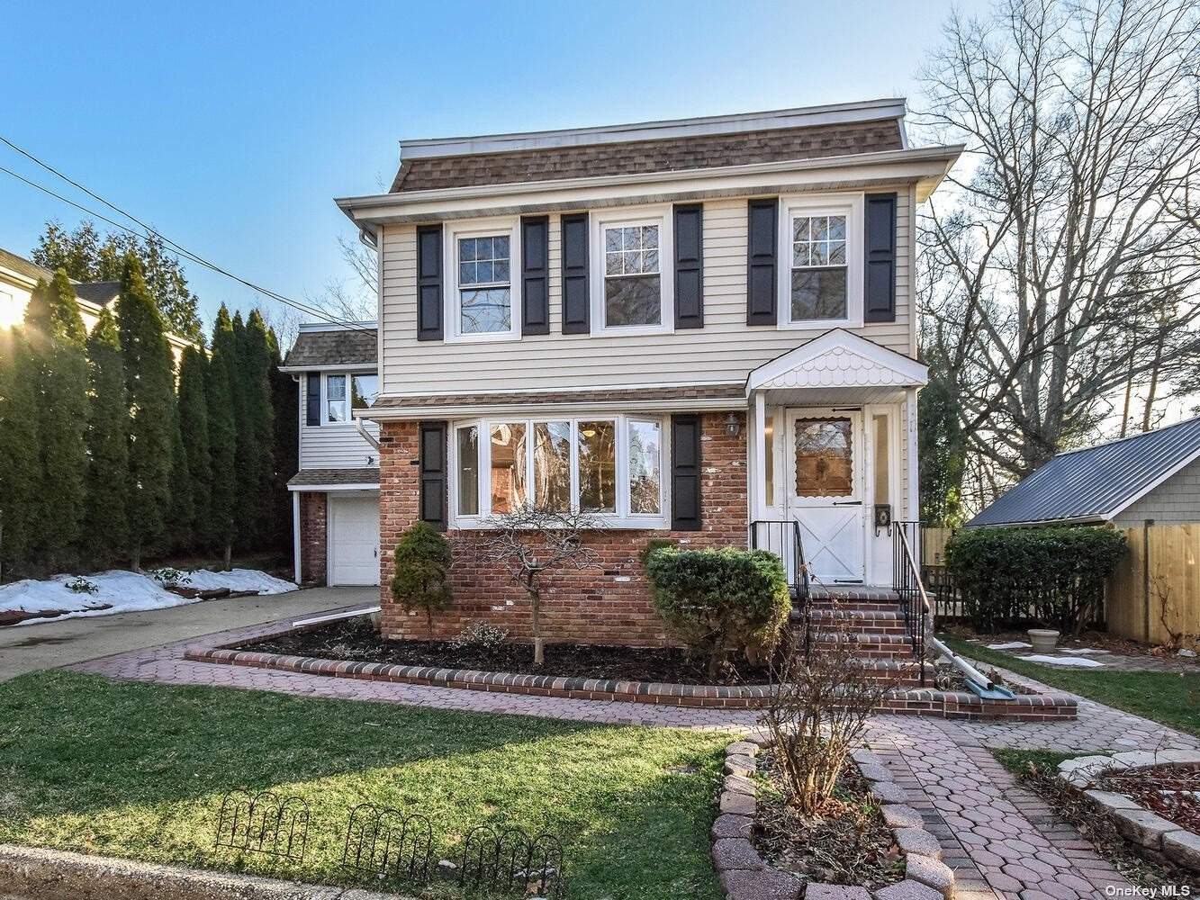 #1 photo, 105 Maple Avenue, ناسو Sea Cliff , NY 11579