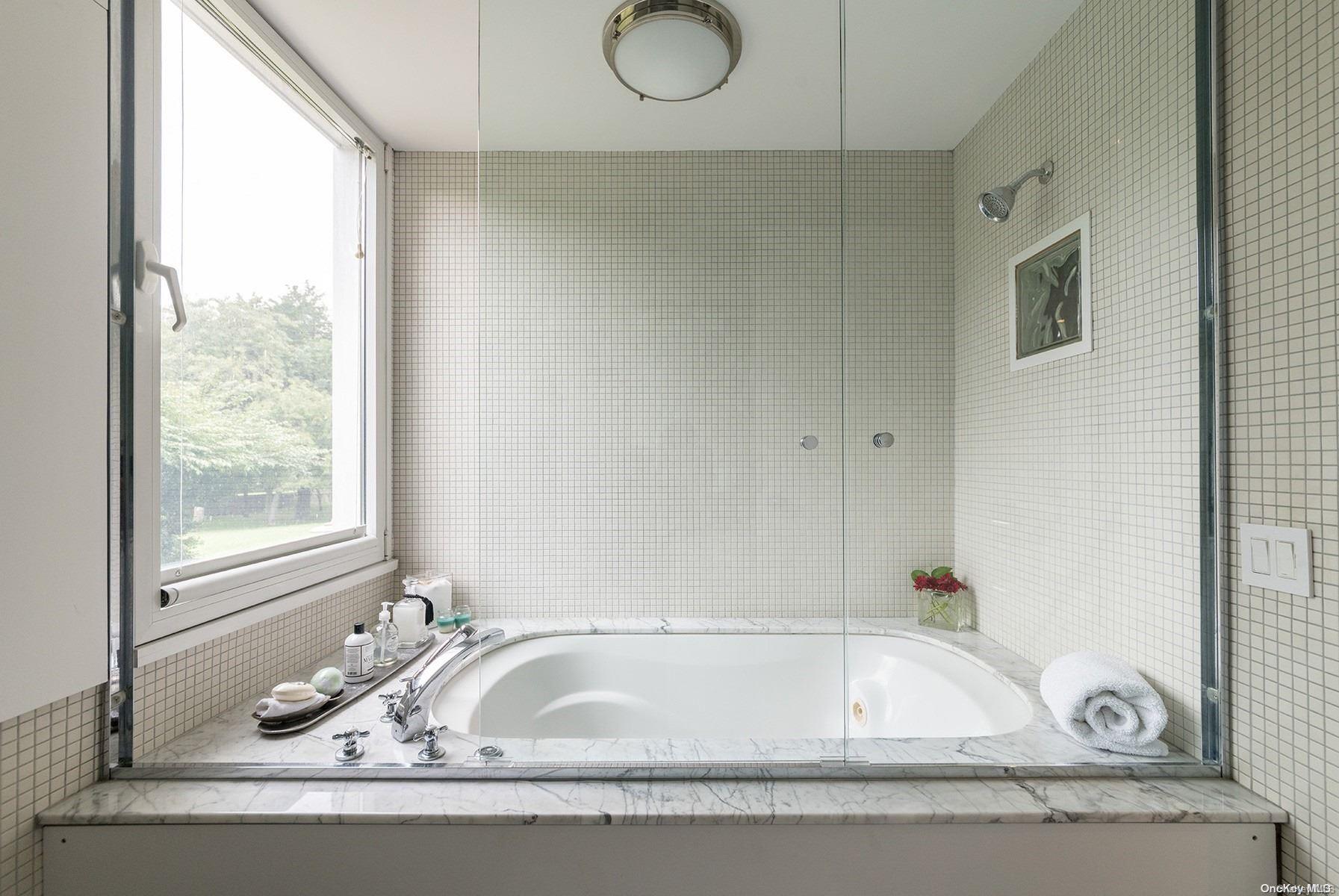 #15 photo, 271 Flying Point Road, サフォーク郡 Southampton , NY 11968