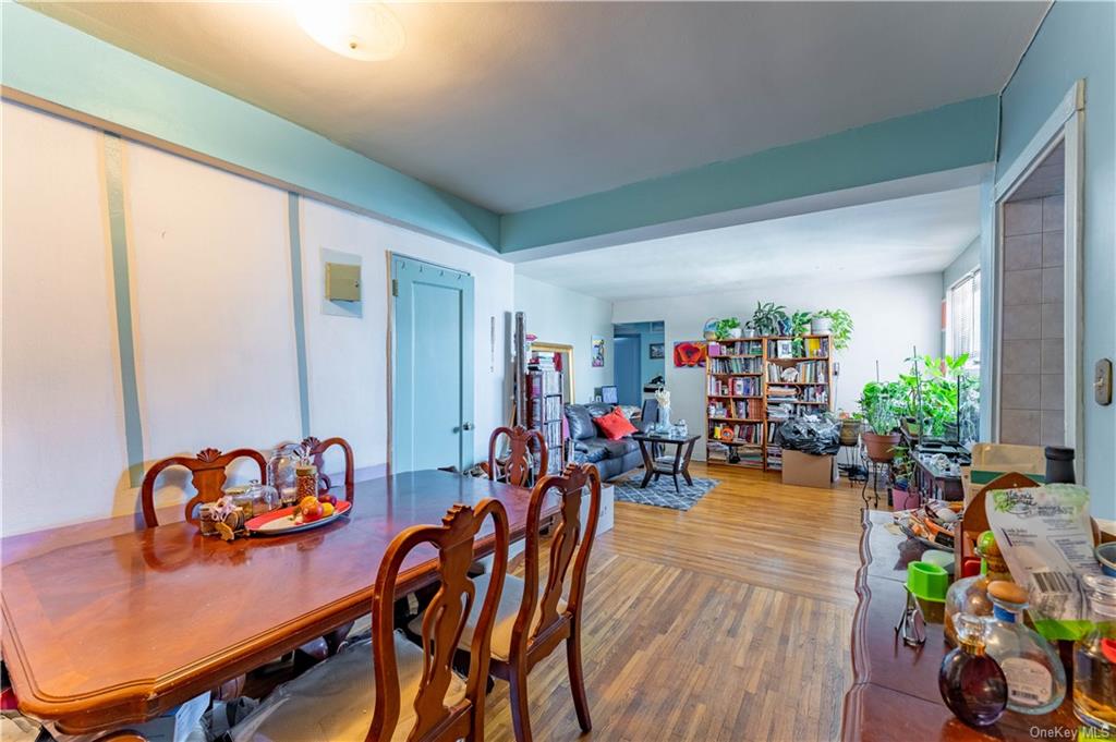 #1 photo, 112-24 Northern Boulevard, 皇后區 可樂娜 Corona , NY 11368