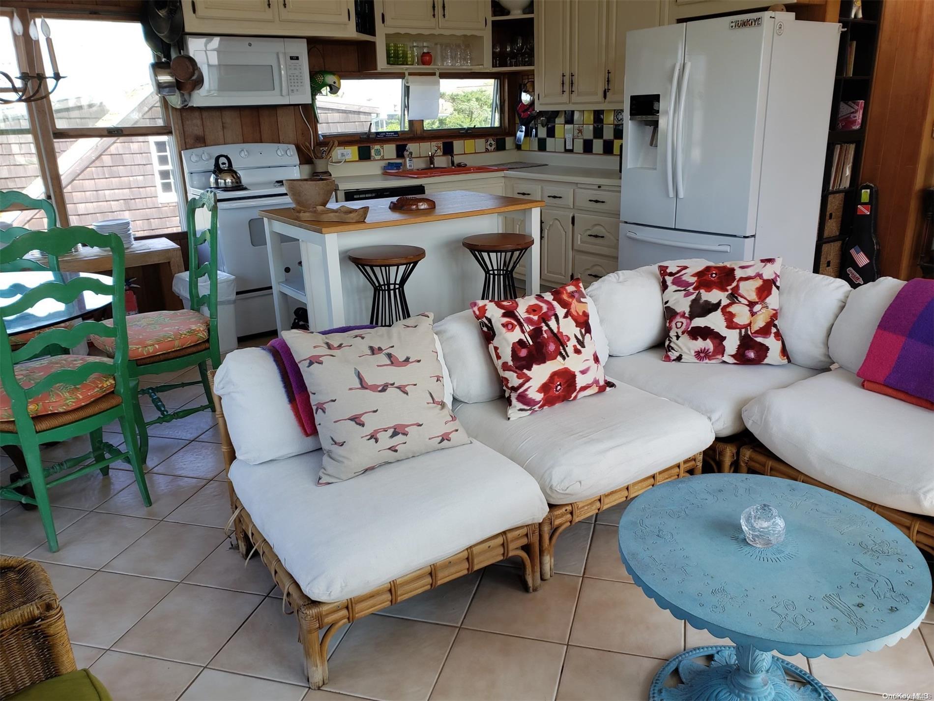 #4 photo, 863 Evergreen Walk, Ocean Beach , NY 11770