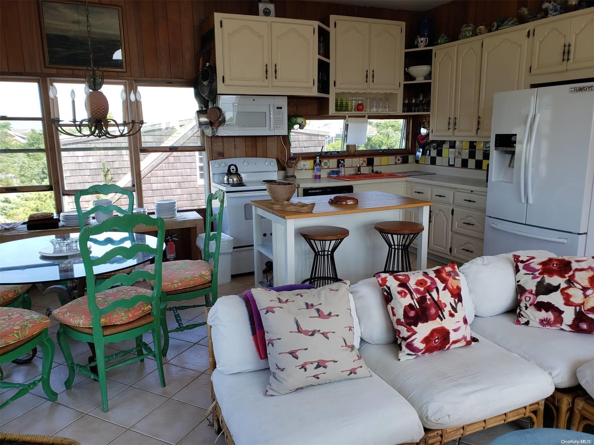 #5 photo, 863 Evergreen Walk, Ocean Beach , NY 11770