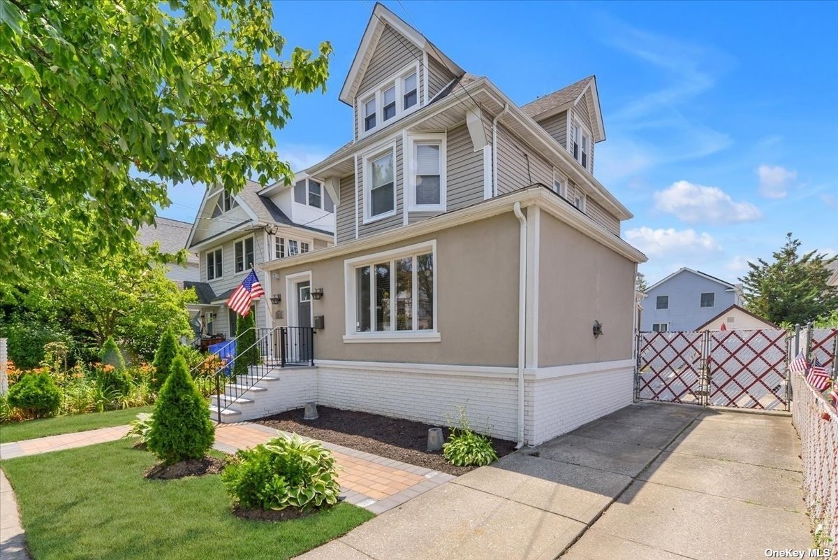 #1 photo, 154-16 11th Avenue, 皇后區 白石鎮 Whitestone , NY 11357