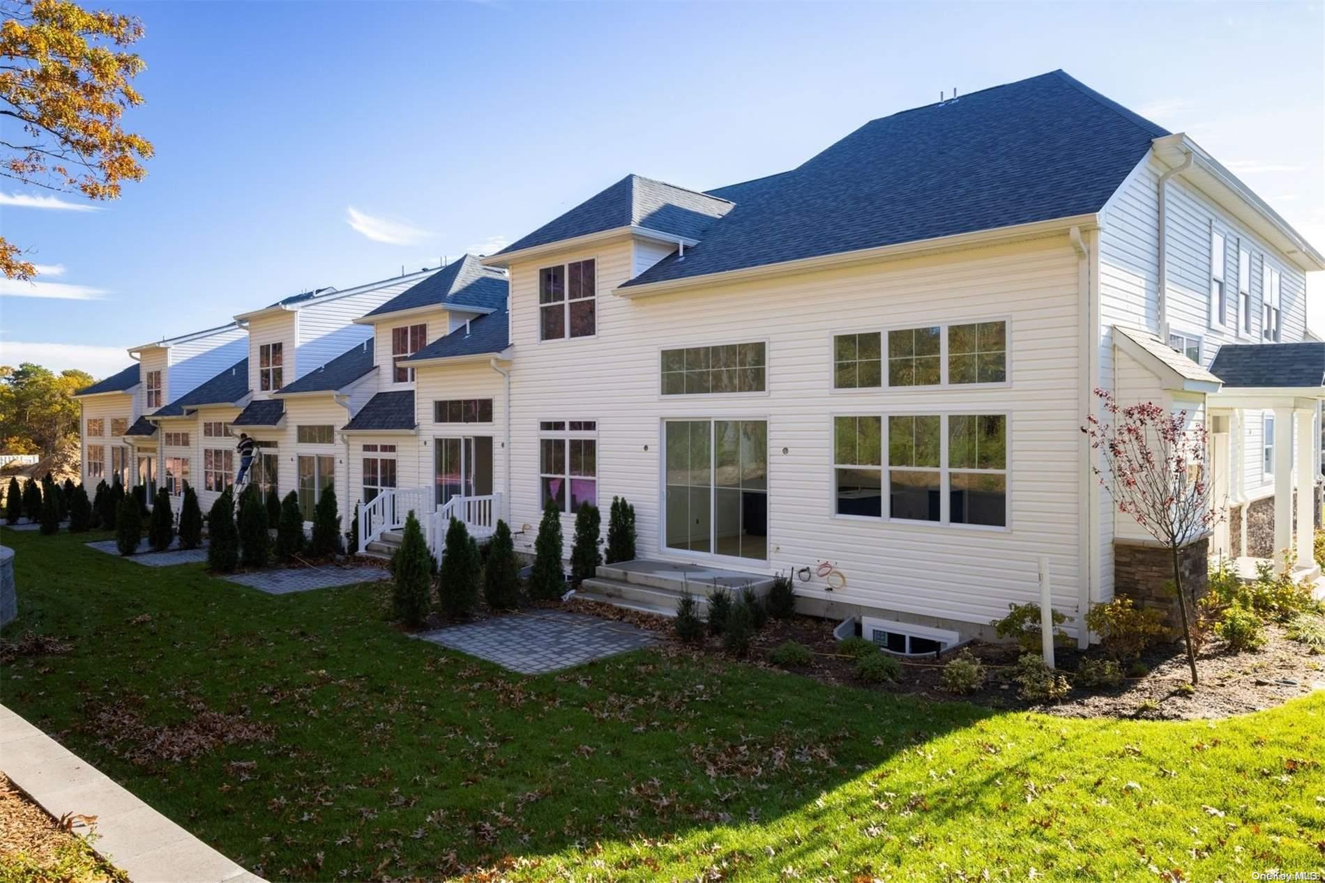 #1 photo, 1239 Old Nichols Road, 东长岛 Islandia , NY 11749