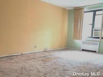 #1 photo, 32-20 92 Street, 皇后区 艾姆赫斯特 East Elmhurst , NY 11369