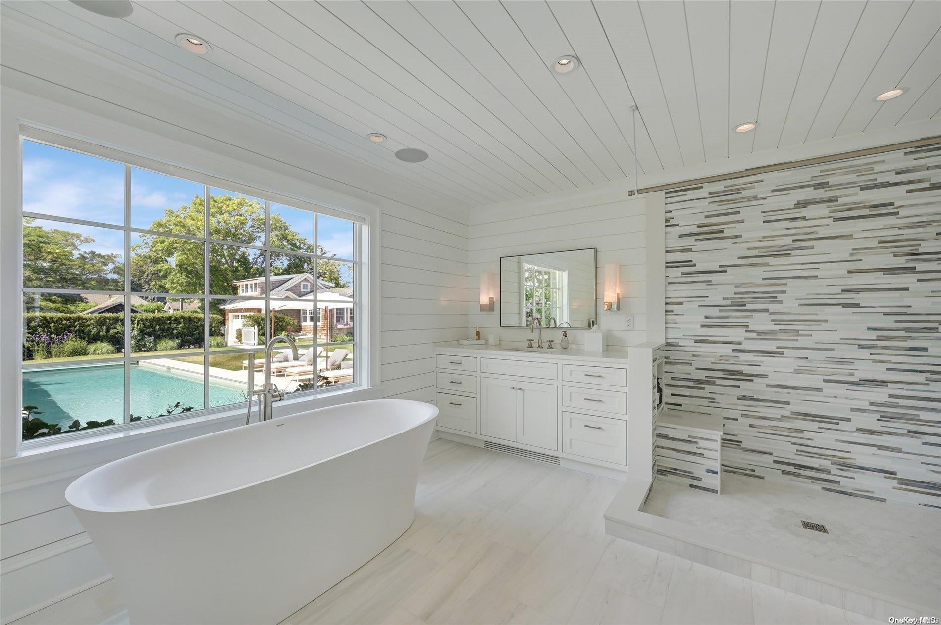 #18 photo, 15 Montclair Avenue, サフォーク郡 Shelter Island , NY 11964