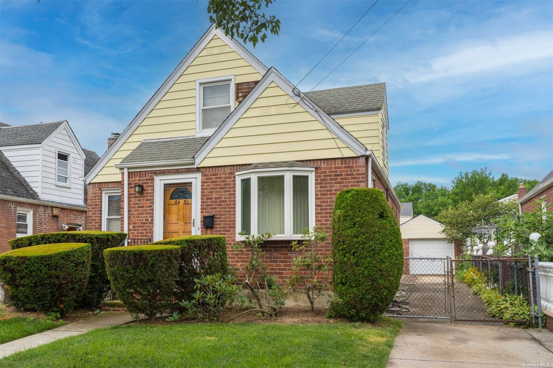 #1 photo, 84-52 259th Street, Floral Park , NY 11001