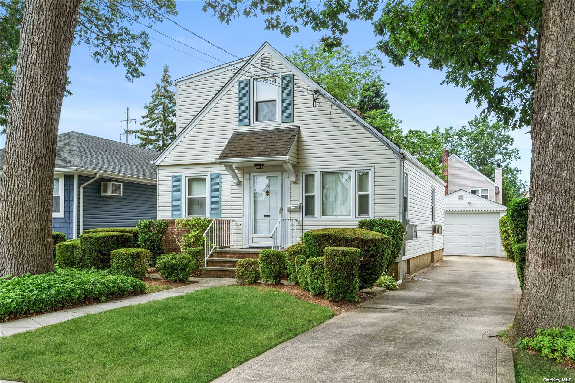 #1 photo, 448 Birch Street, ناسو West Hempstead , NY 11552