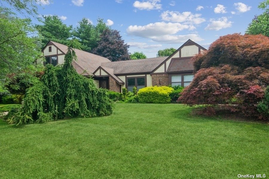 #1 photo, 19 Magnet Street, Stony Brook , NY 11790