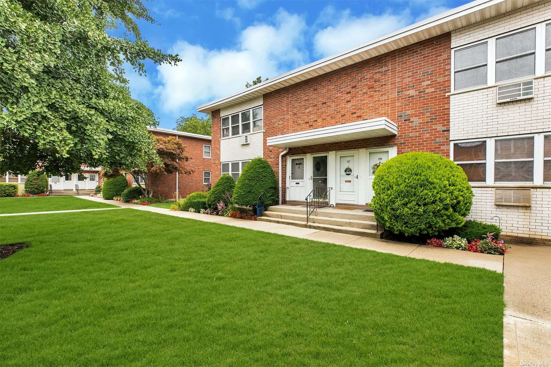 #1 photo, 193 Farber, West Babylon , NY 11704