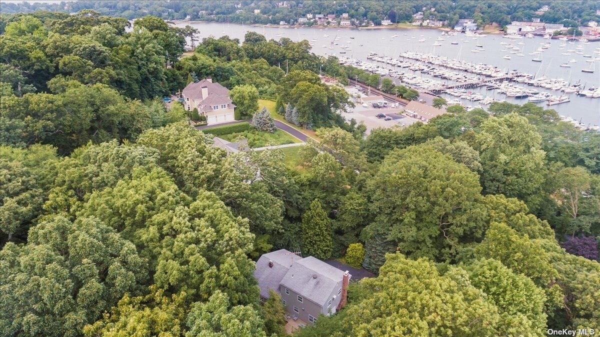 #1 photo, 7 Alfred Court, سوفولك Huntington , NY 11743