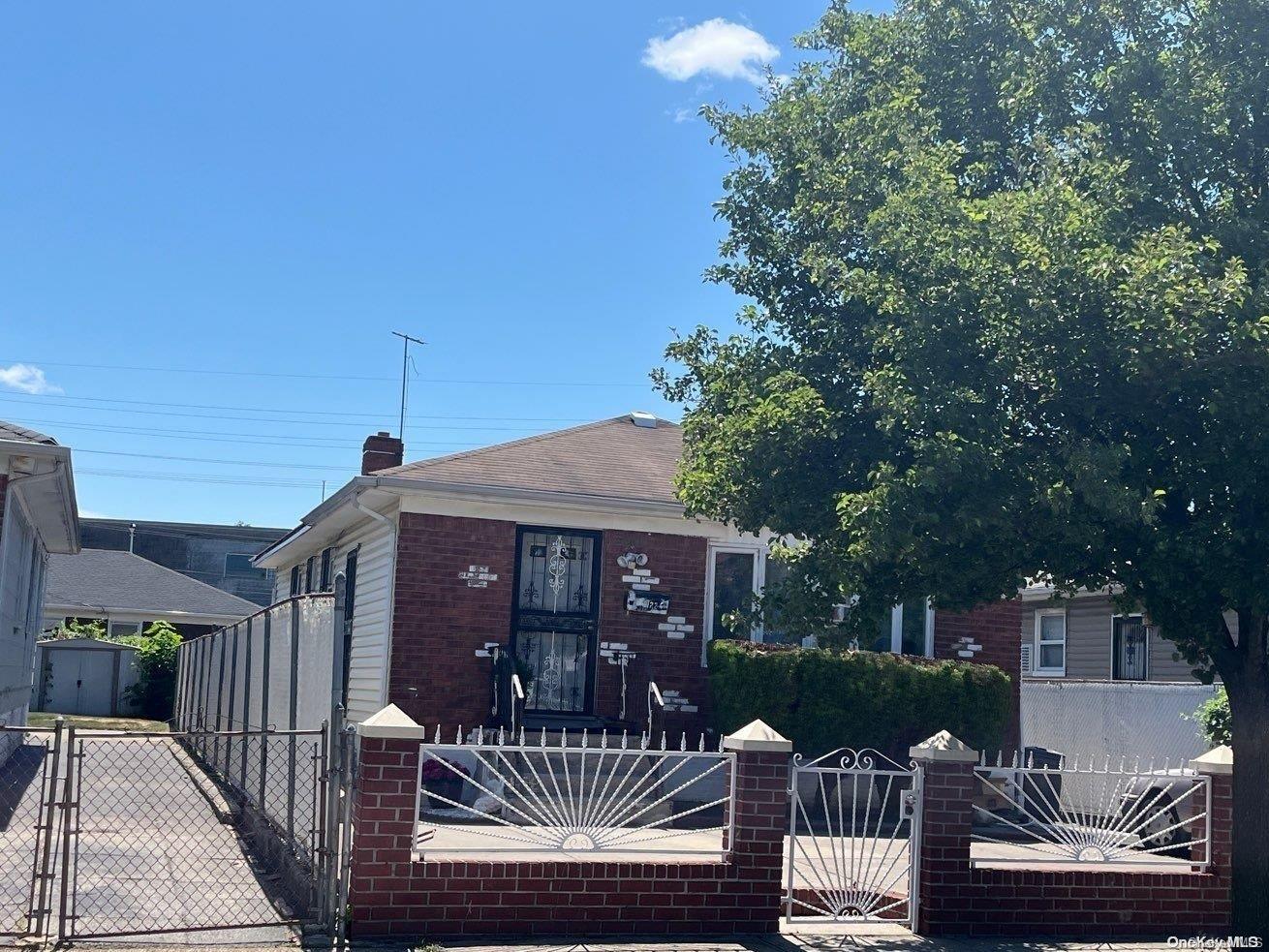 #2 photo, 122-66 Nellis Street, クイーンズ区 Springfield Gardens , NY 11413