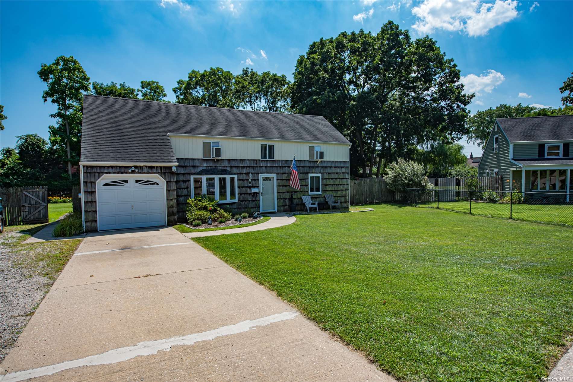 #1 photo, 46 Lurcott Lane, Central Islip , NY 11722