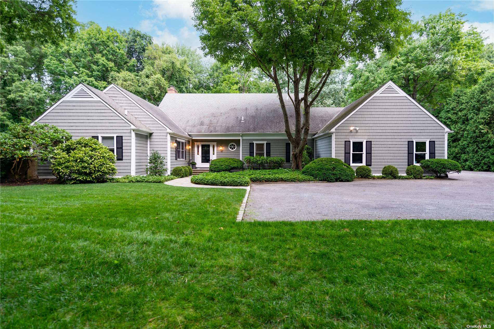 #1 photo, 18 Matinecock Farms Road, 長島 格崙科夫 Glen Cove , NY 11542