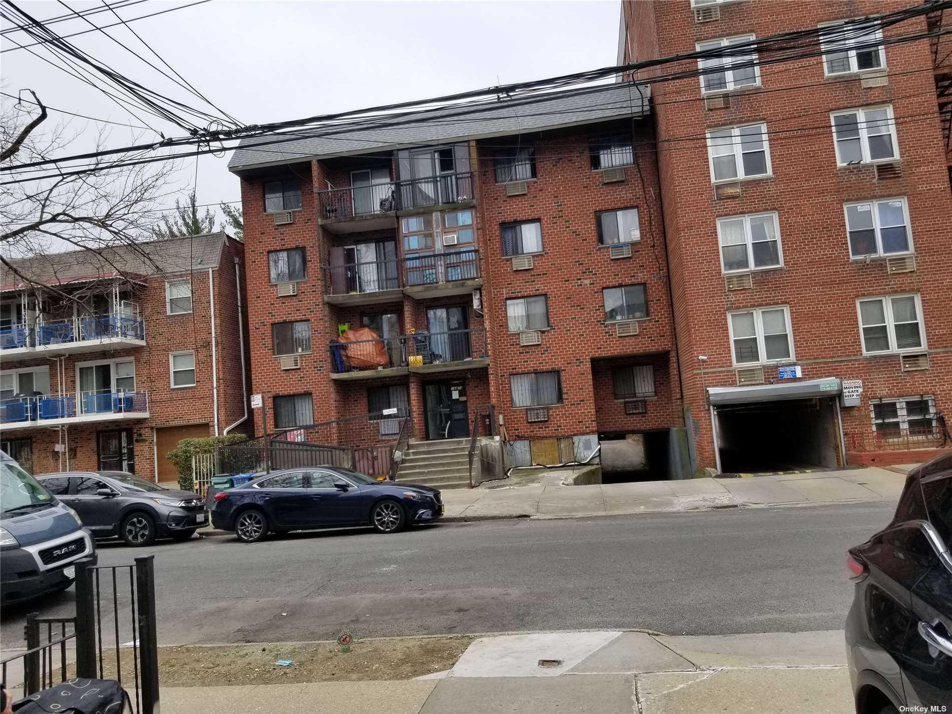 #1 photo, 144-34 37 Avenue, 法拉盛 Flushing , NY 11354