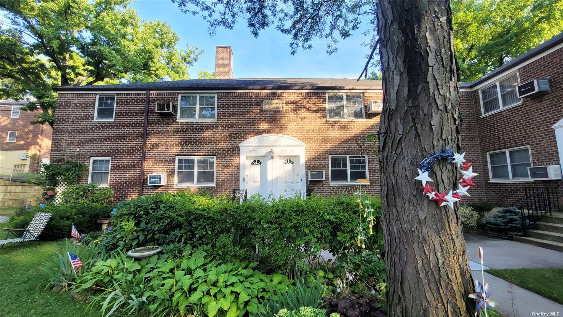 #1 photo, 57-37 Marathon Parkway, 皇后區 小頸 Little Neck , NY 11362