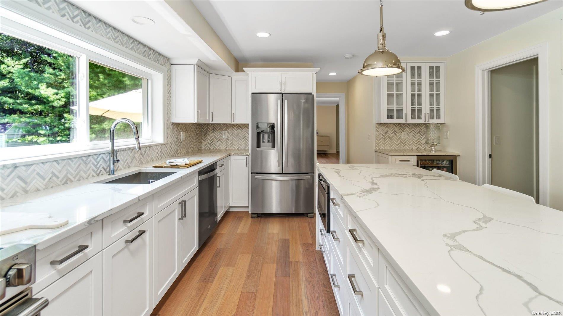 #12 photo, 4 Scrimshaw Drive, サフォーク郡 Southampton , NY 11968