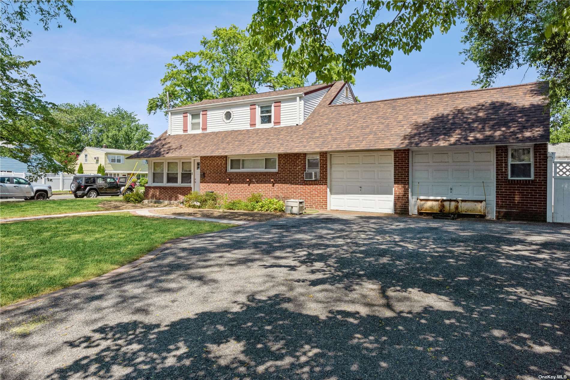 #1 photo, 2457 Stewart Avenue, Westbury , NY 11590