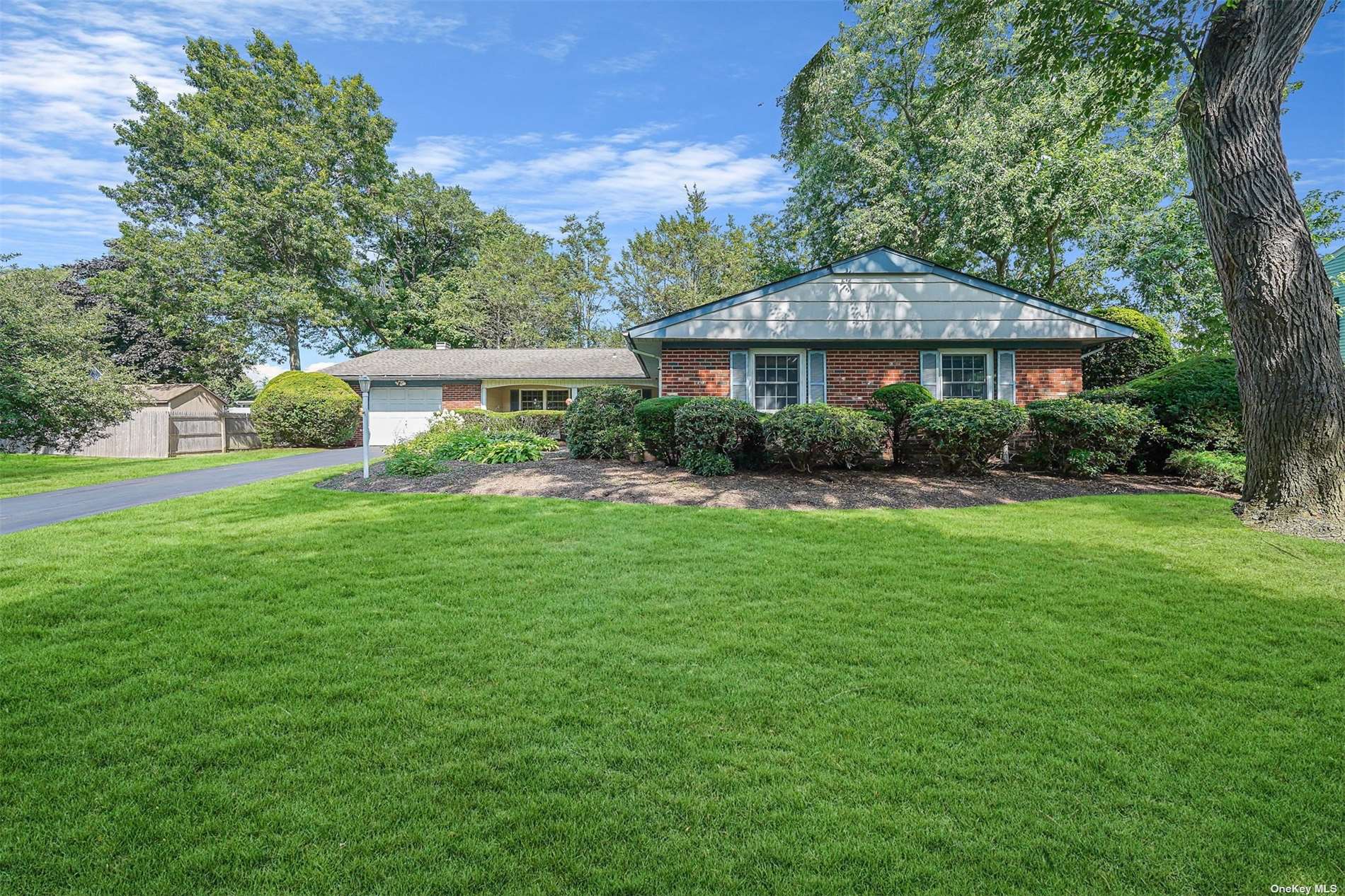 #1 photo, 48 Segatogue Lane, South Setauket , NY 11720