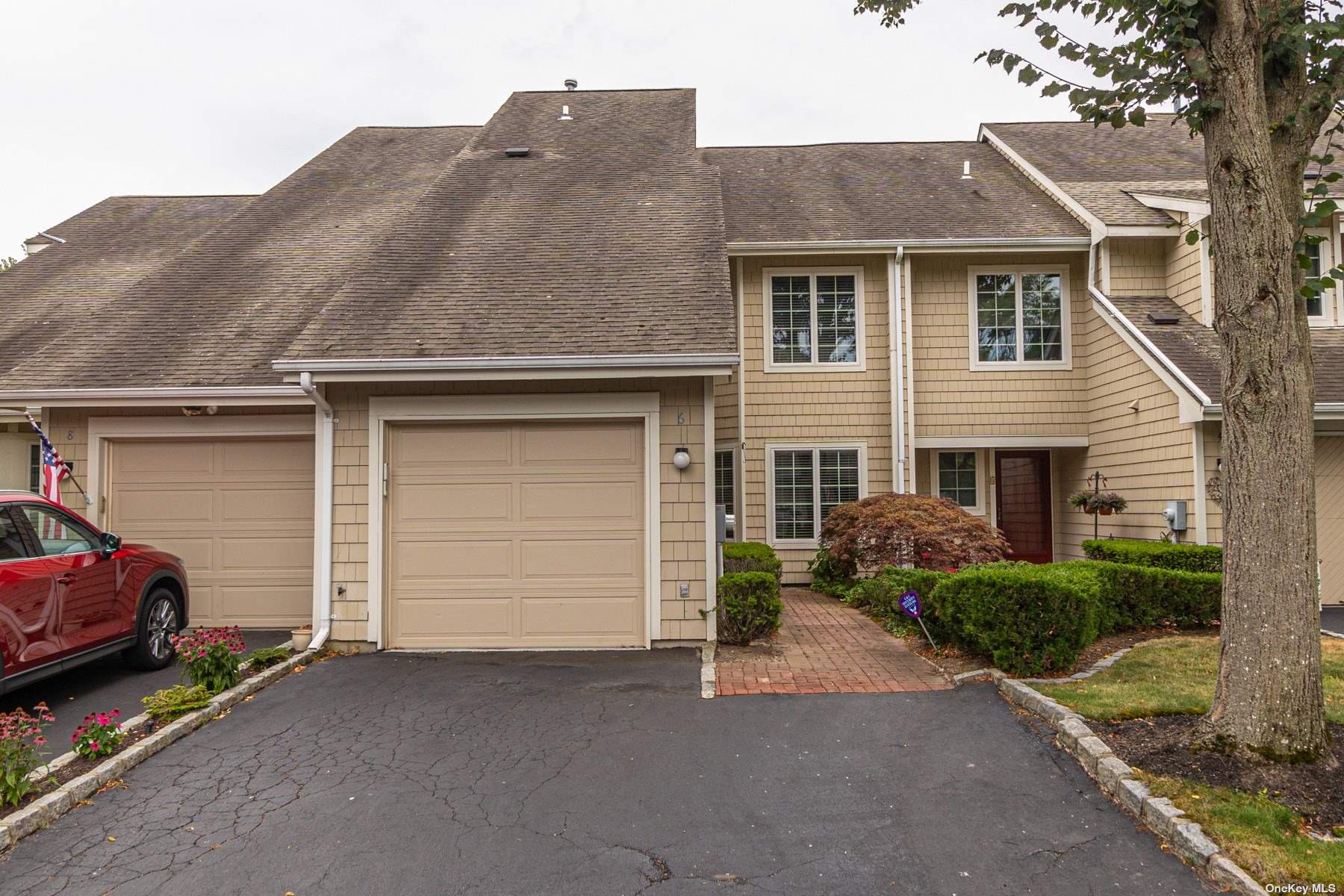 #1 photo, 6 Pleasant Lane, Bay Shore , NY 11706