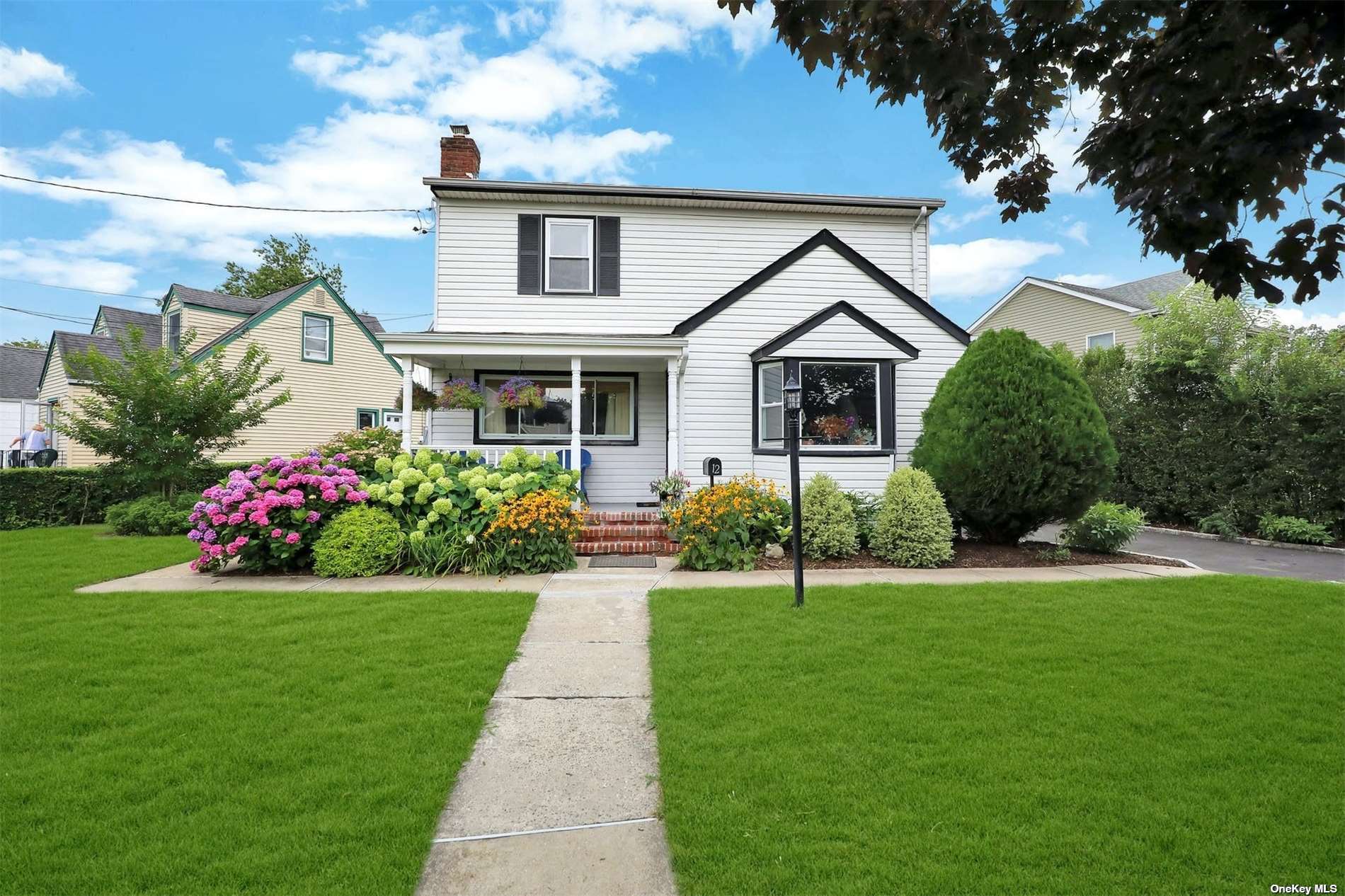 #1 photo, 12 Garden Avenue, Carle Place , NY 11514