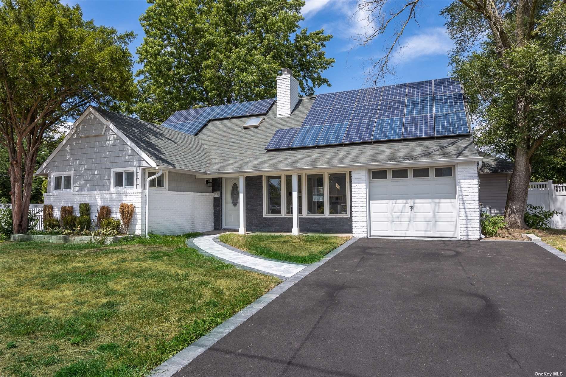 #1 photo, 10 Adams Street, 長島 East Rockaway , NY 11518