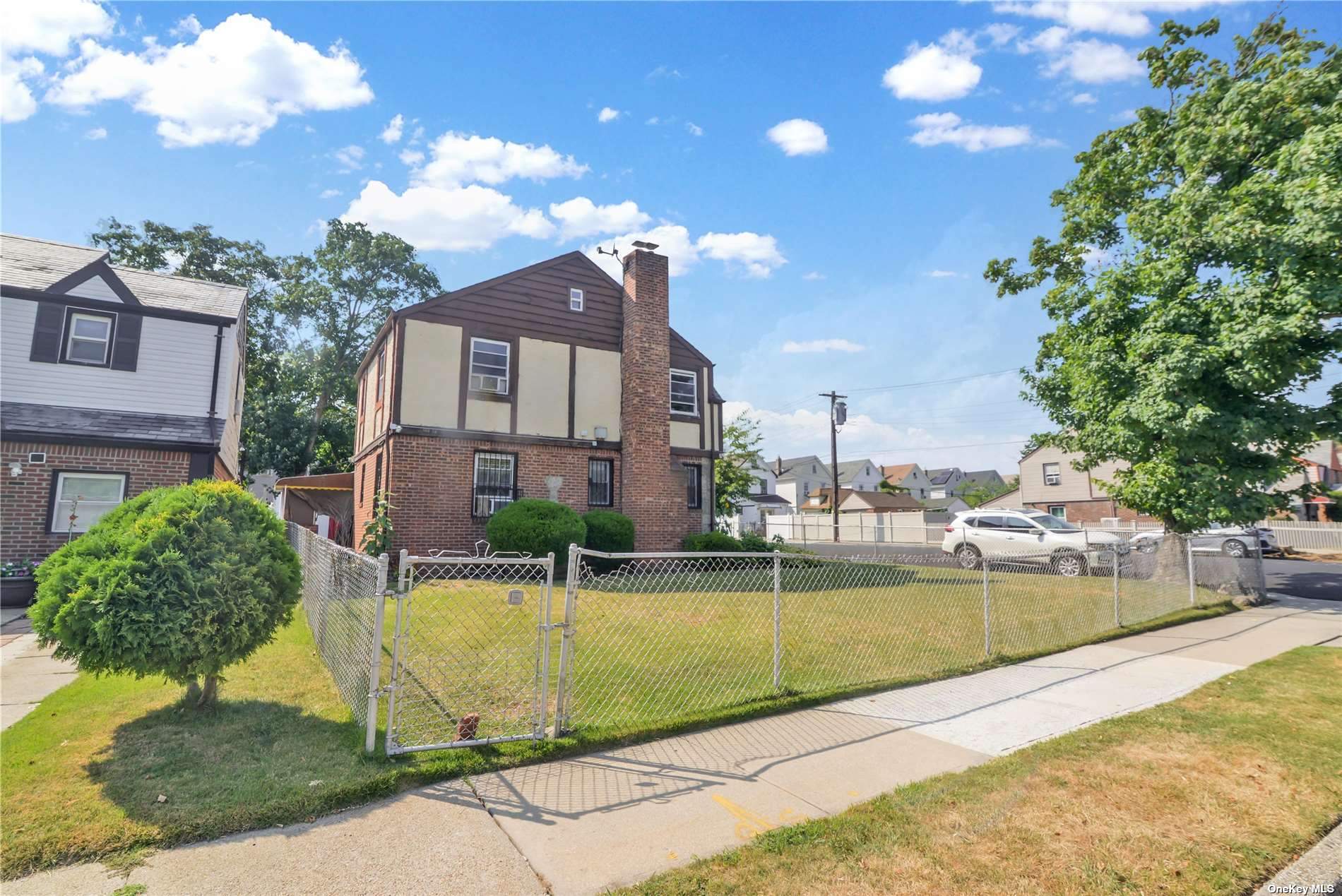 #1 photo, 115-62 218th Street, 皇后區 Cambria Heights , NY 11411