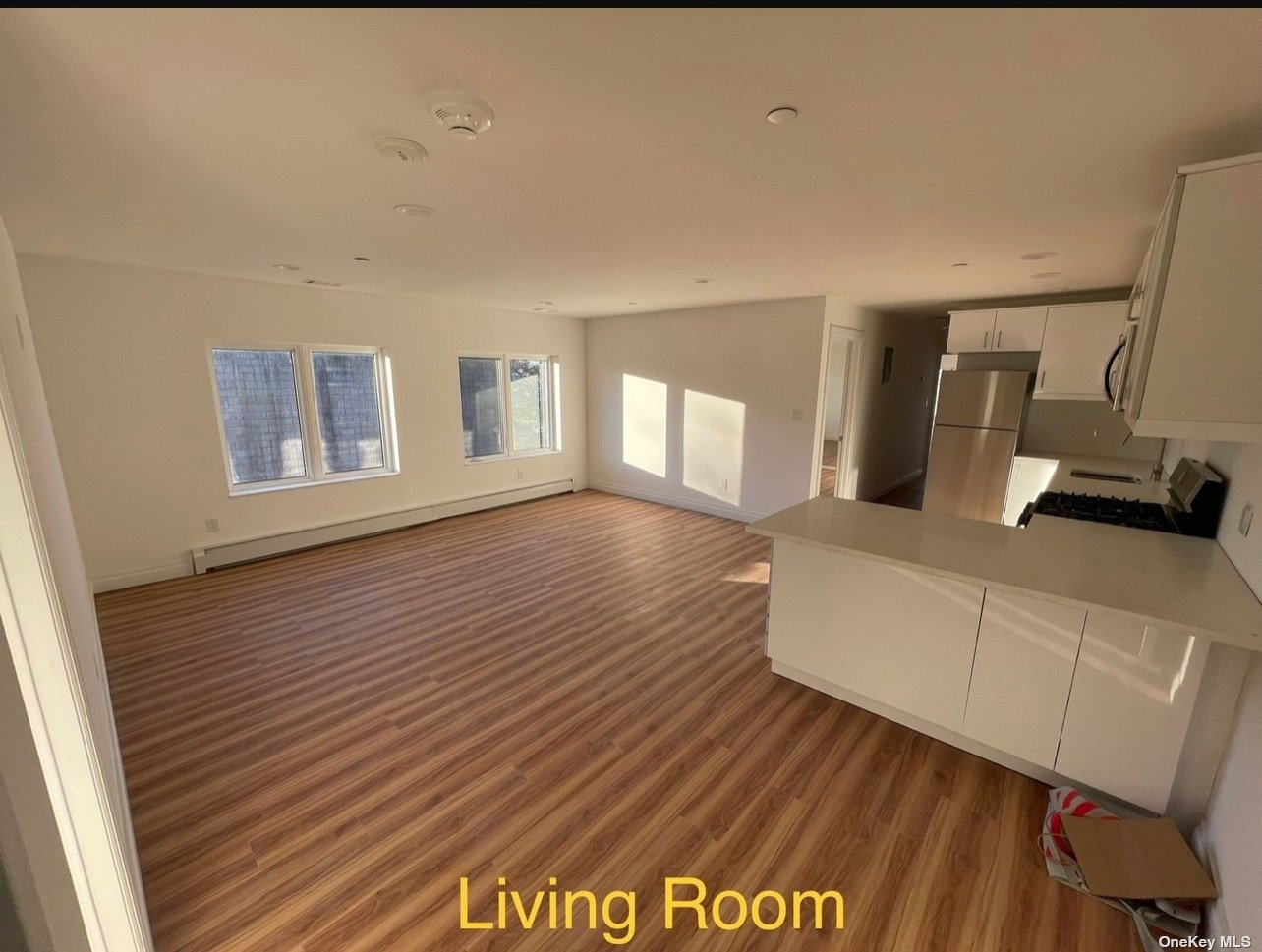 #1 photo, 193 W Old Country Road, 长岛 Hicksville , NY 11801