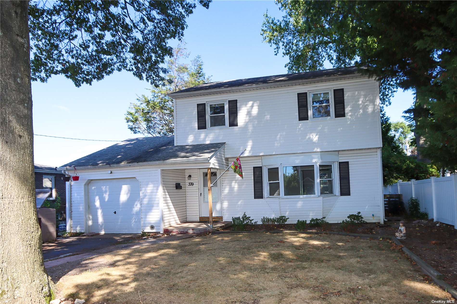 #1 photo, 339 Broadway, নাসাউ কাউন্টি Carle Place , NY 11514