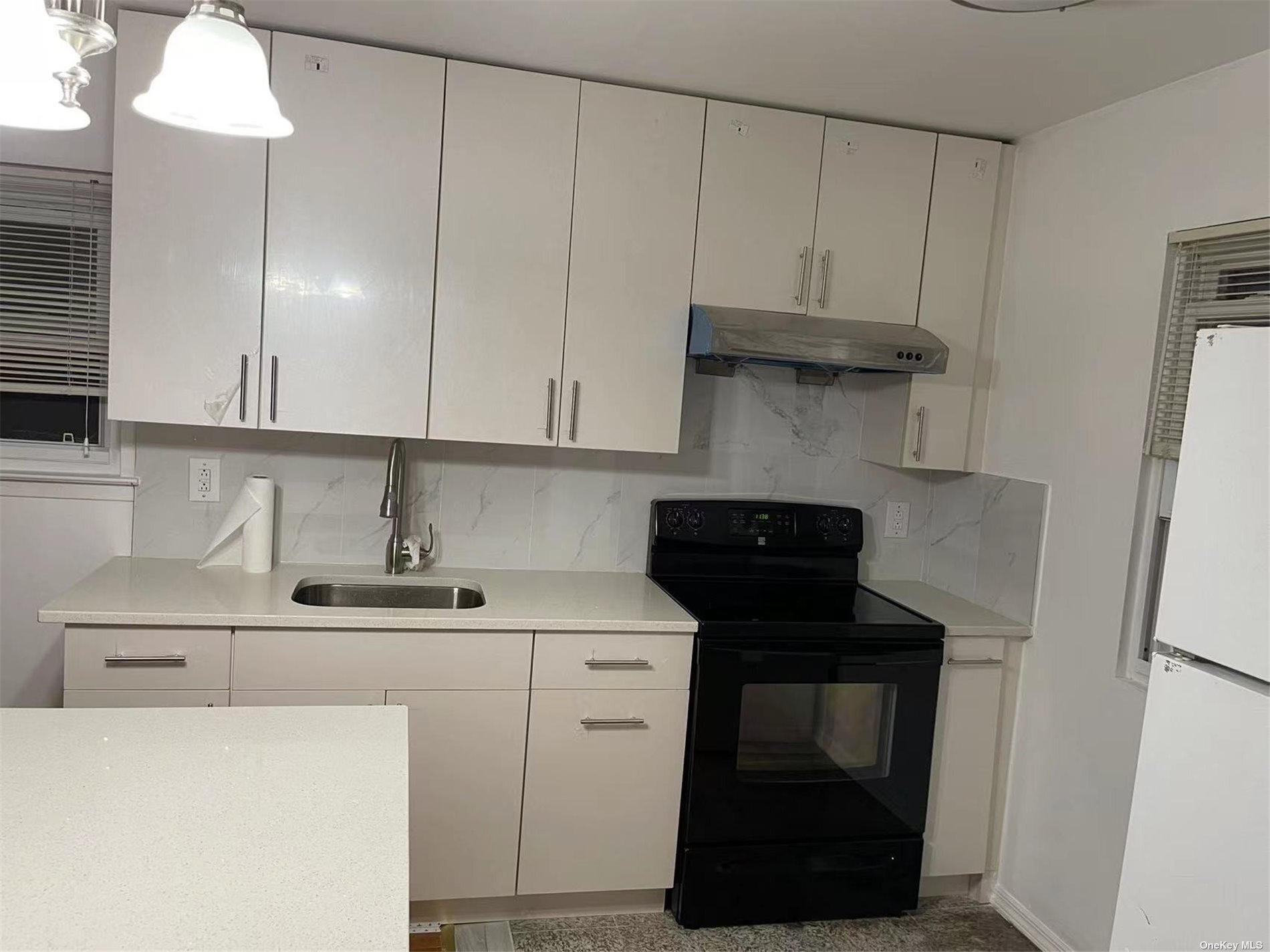 #1 photo, 415 Collington, サフォーク郡 Ronkonkoma , NY 11779