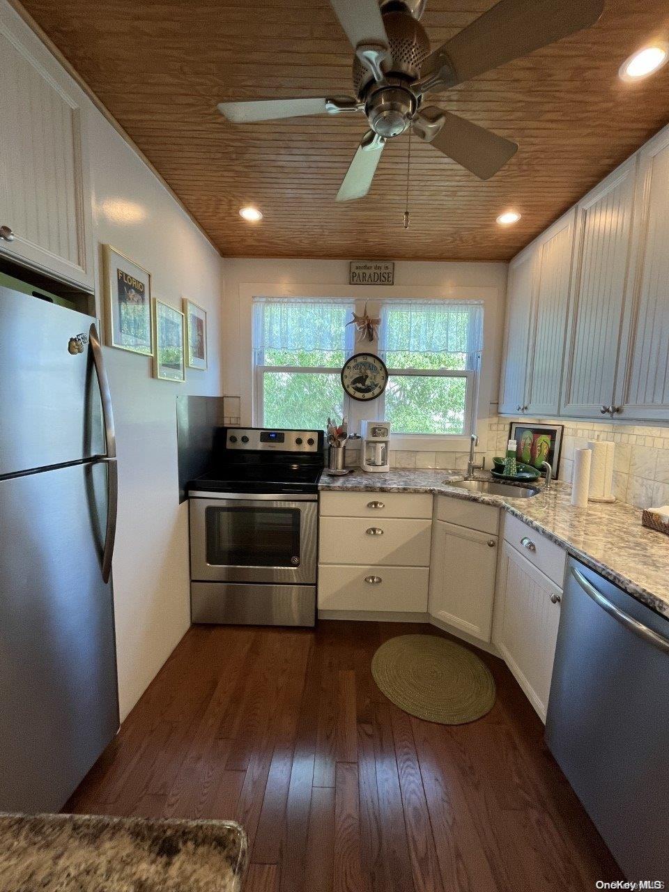 #5 photo, 462 Dehnhoff Walk, Ocean Beach , NY 11770