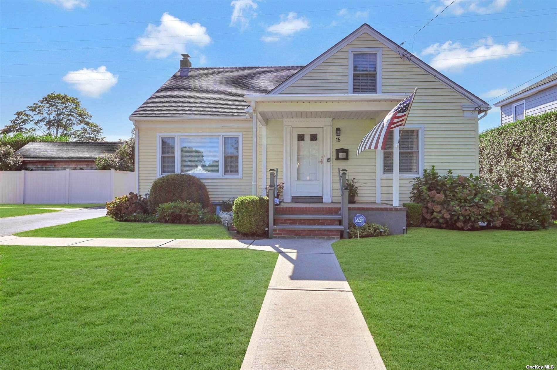 #1 photo, 15 Willis Street, 東長島 汉普顿 Southampton , NY 11968