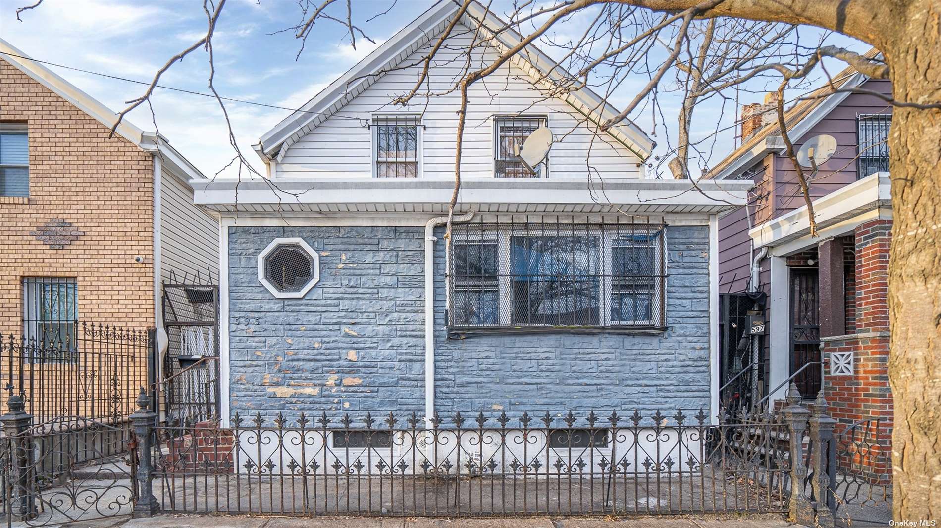 #1 photo, 595 Glenmore Avenue, ব্রুকলিন Brooklyn , NY 11207