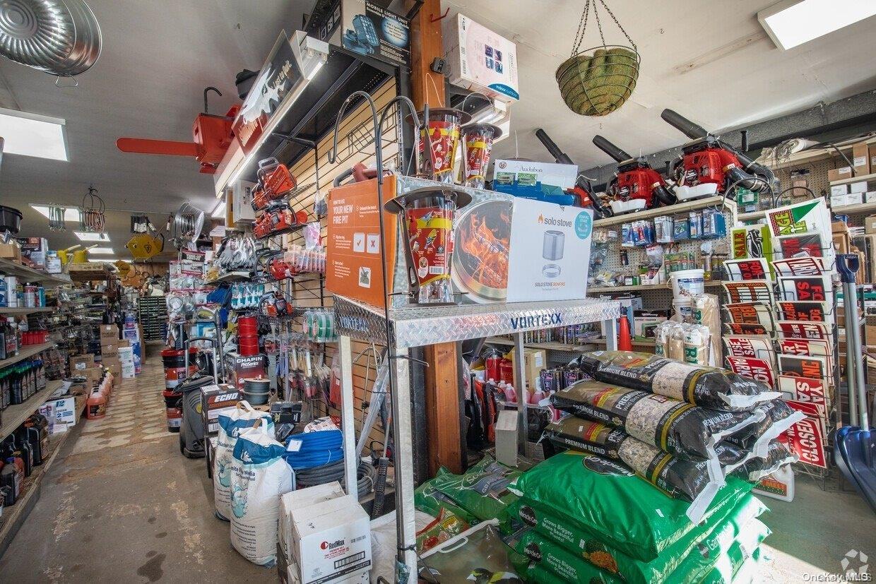 #18 photo, 494 & 500 Montauk Highway, サフォーク郡 East Quogue , NY 11942