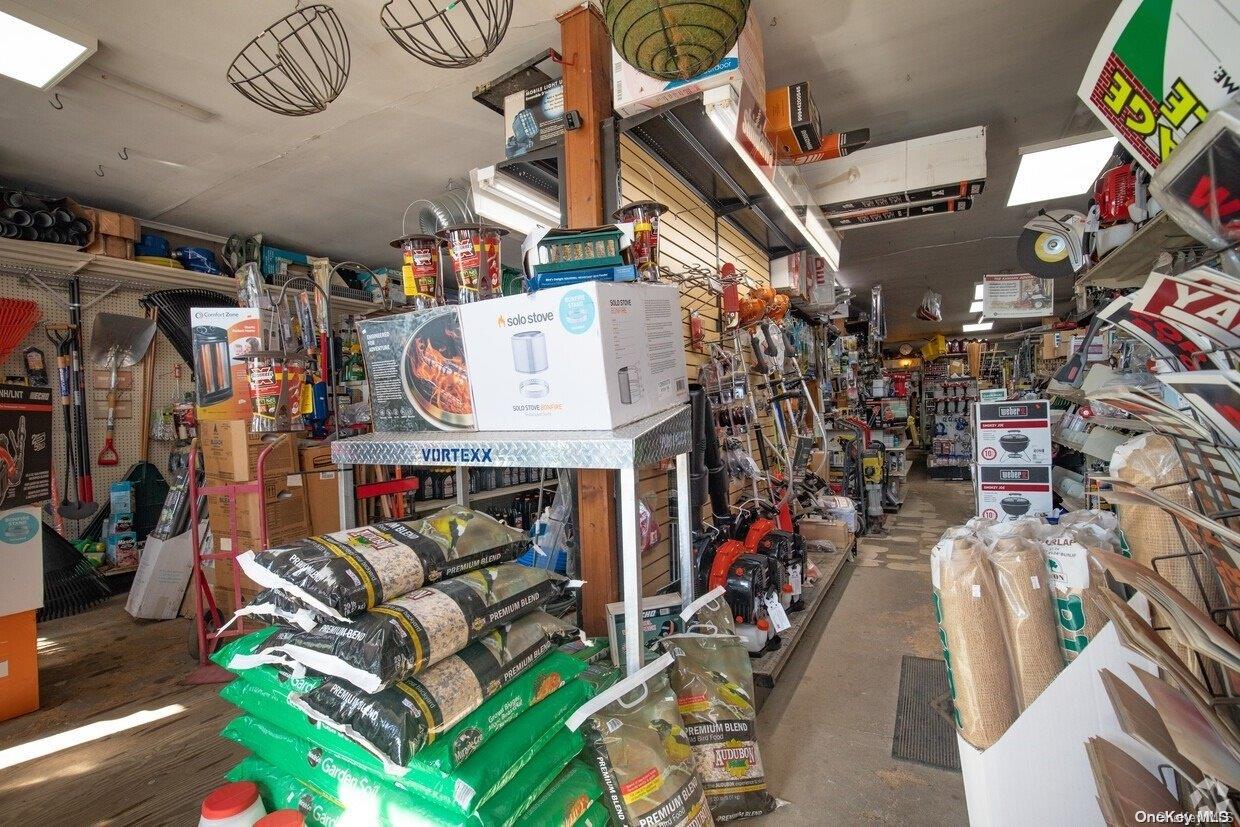 #19 photo, 494 & 500 Montauk Highway, サフォーク郡 East Quogue , NY 11942