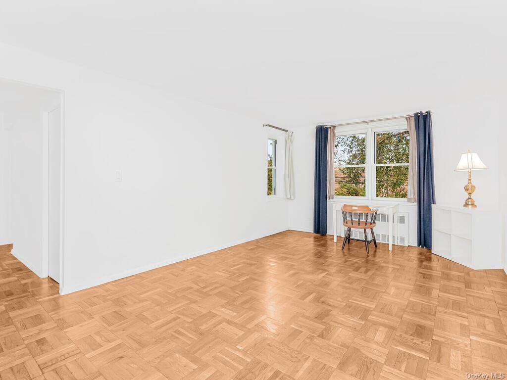 #1 photo, 525 W 236th Street, 布朗士 Bronx , NY 10463