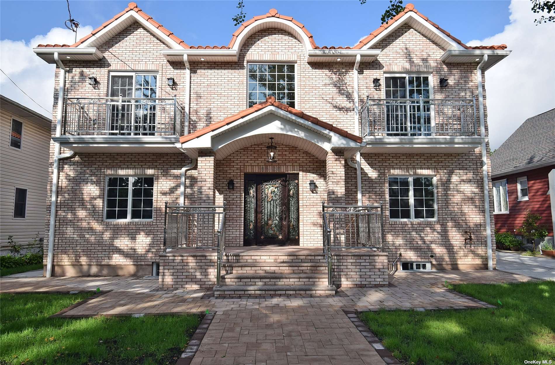 #1 photo, 85-28 263rd Street, 皇后區 花卉园 Floral Park , NY 11001