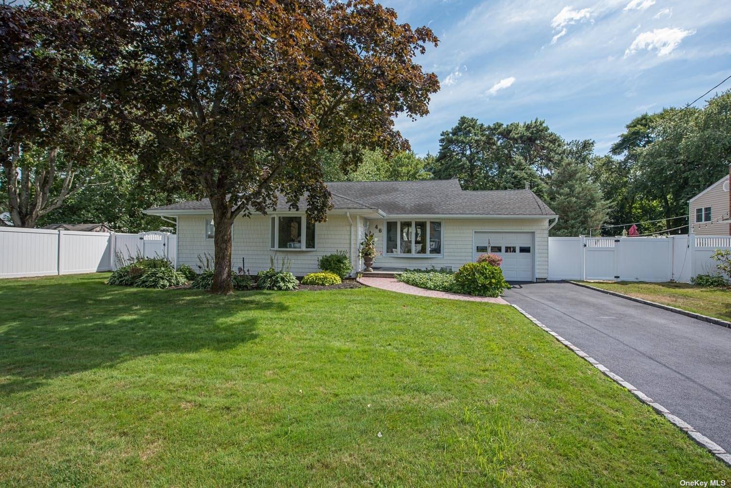 #1 photo, 46 Abbott Place, 東長島 海湾 Bay Shore , NY 11706