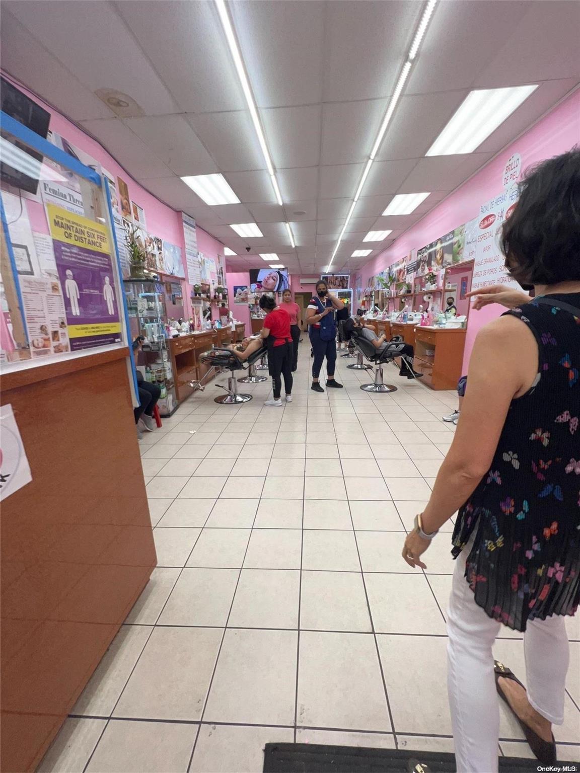 #1 photo, 95-05 Roosevelt Avenue, 皇后区 杰克逊高地 Jackson Heights , NY 11372