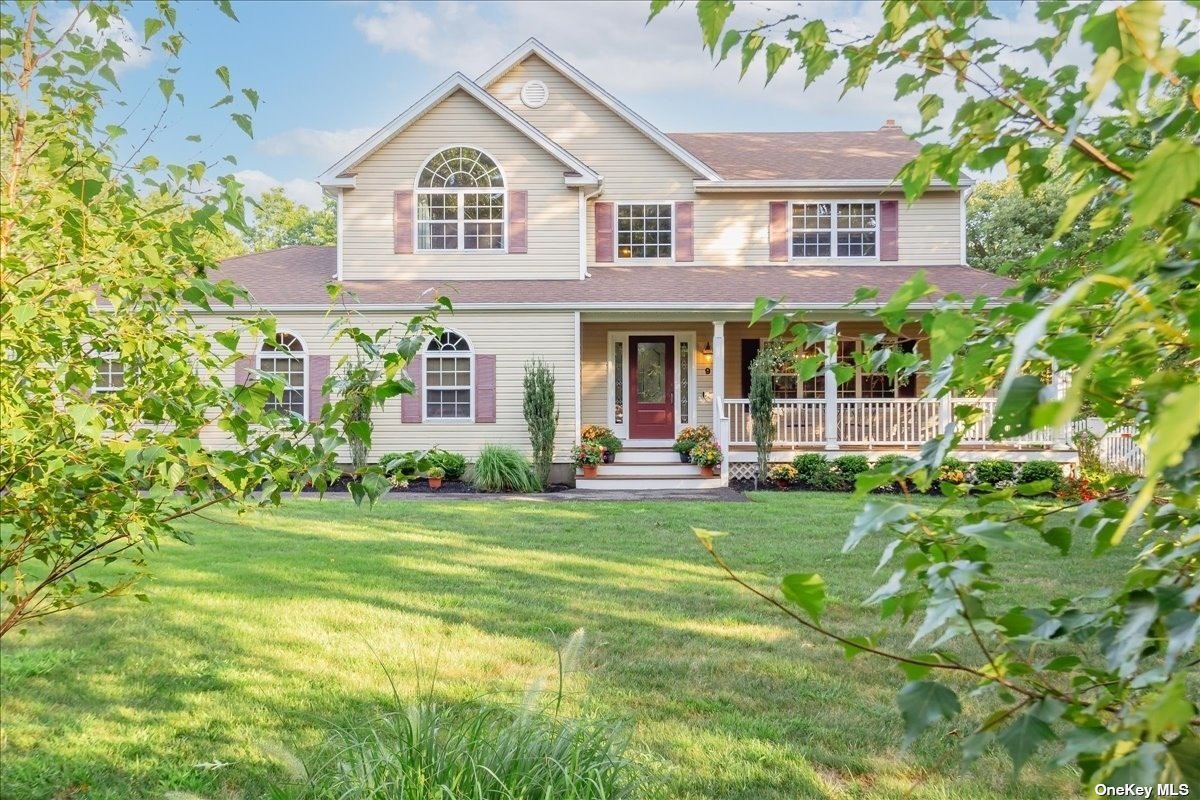 #1 photo, 9 John Roe Smith Avenue, سوفولك Medford , NY 11763