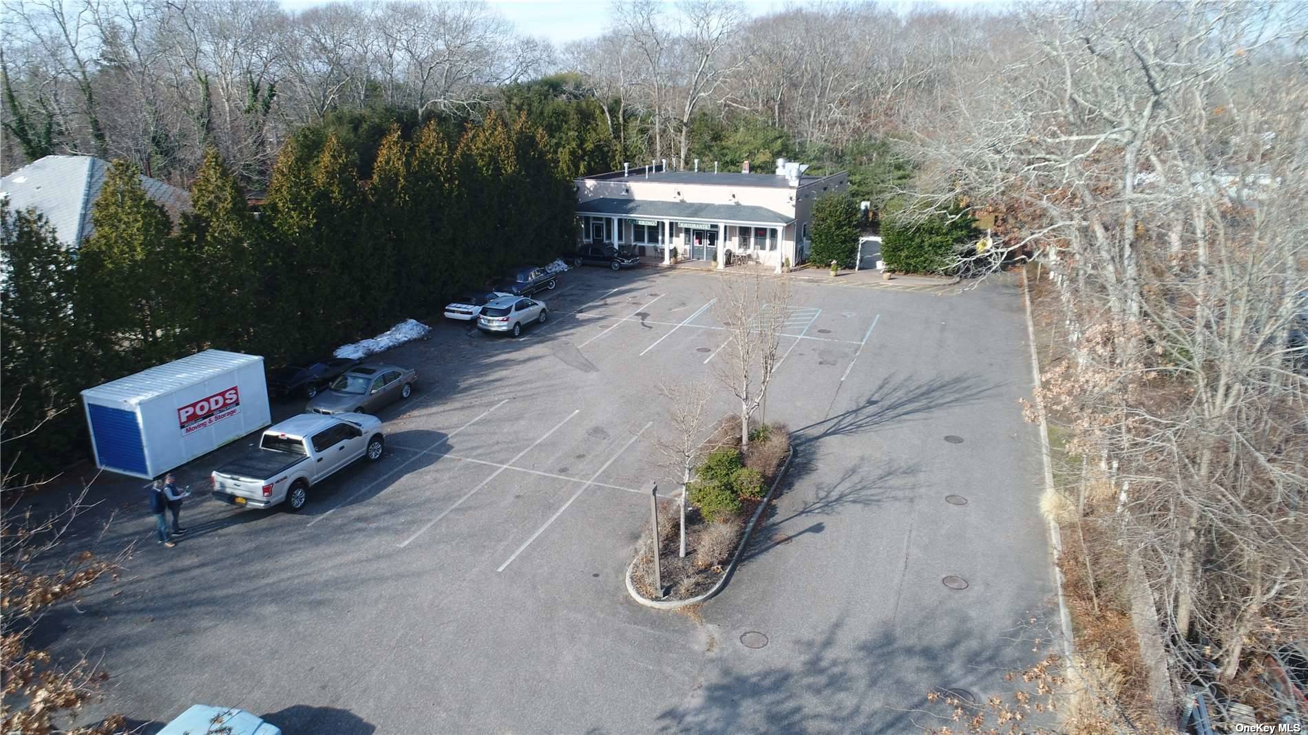 #1 photo, 674 Montauk Highway, 东长岛 汉普顿 East Quogue , NY 11942