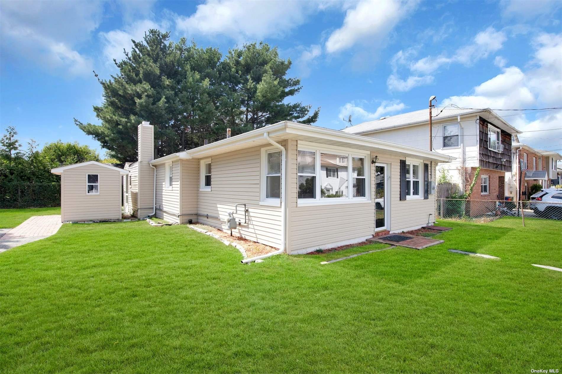 #1 photo, 18 August Avenue, 長島 Bayville , NY 11709