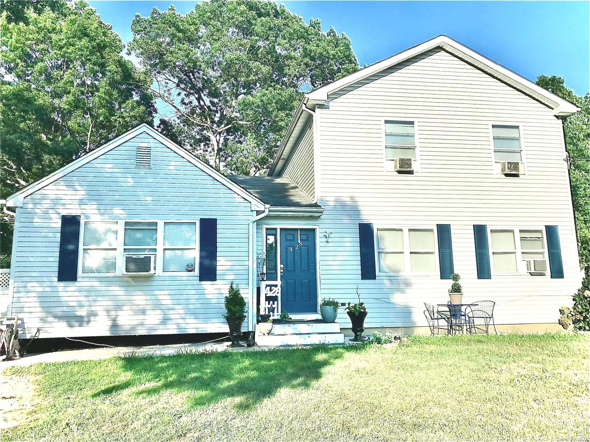 #1 photo, 428 Revilo Avenue, 東長島 Shirley , NY 11967