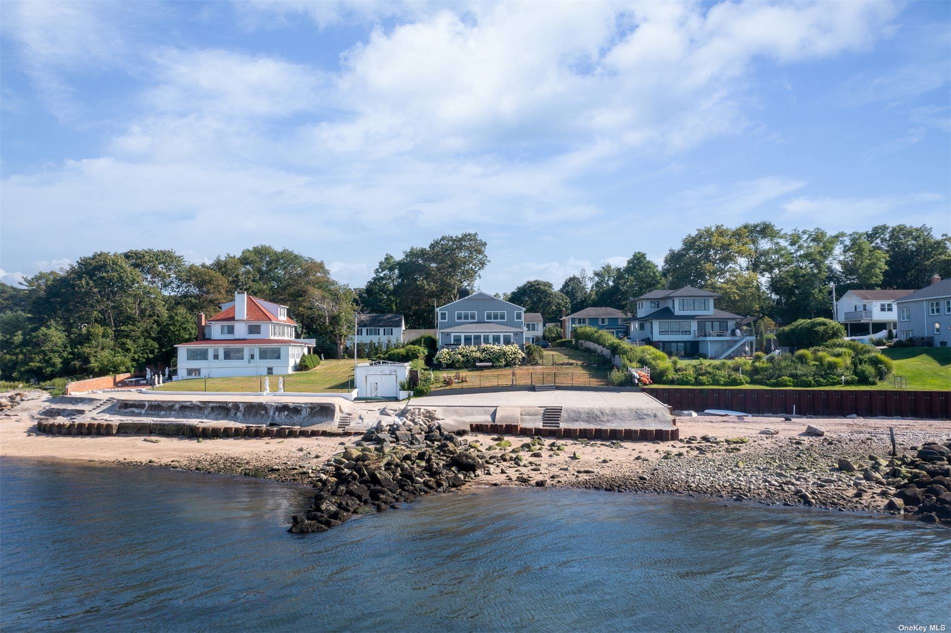 #1 photo, 3 Mishaupan Place, 长岛 Bayville , NY 11709