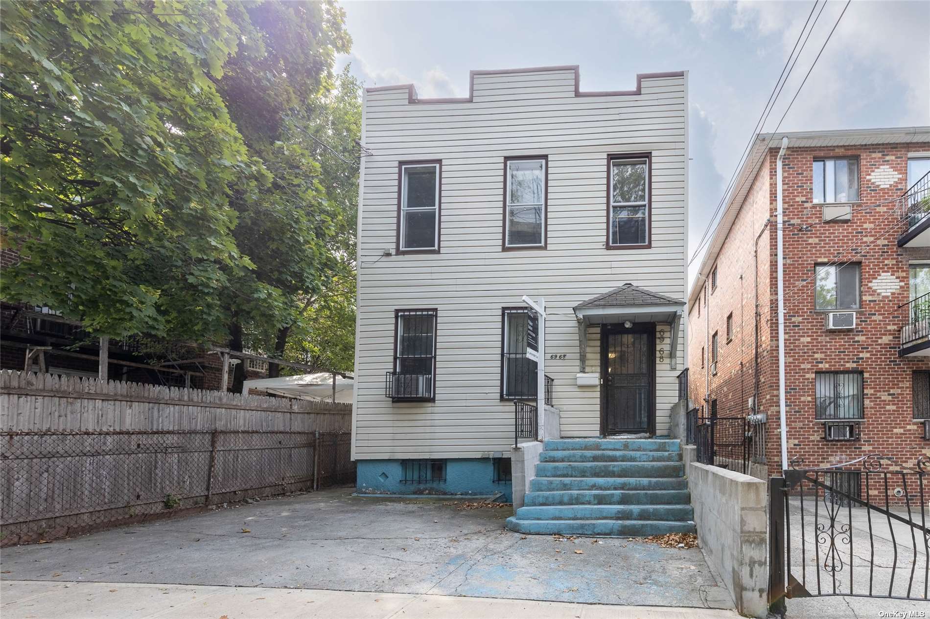 #1 photo, 69-68 43rd Avenue, 皇后区 木边 Woodside , NY 11377