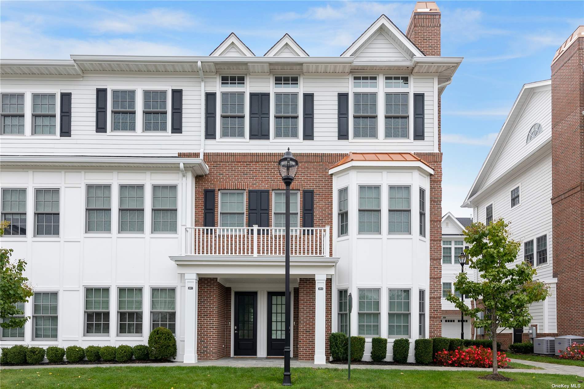 #1 photo, 204 Grist Mill Circle, 长岛 罗斯林 Roslyn , NY 11576